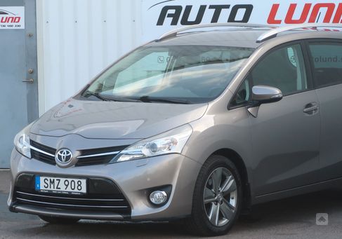 Toyota Verso, 2015