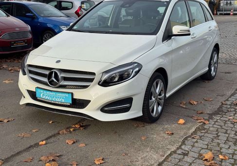 Mercedes-Benz B 180, 2017