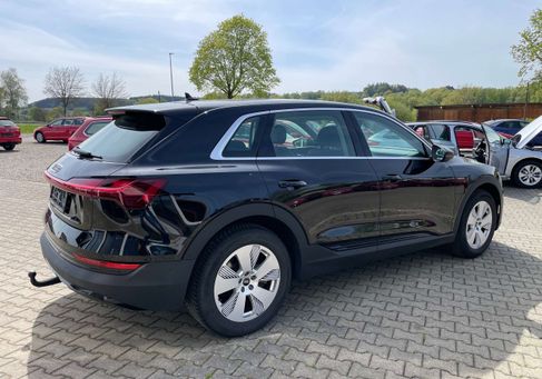 Audi e-tron, 2022