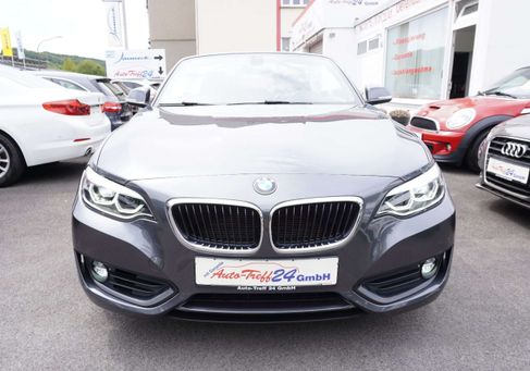 BMW 218, 2018 2