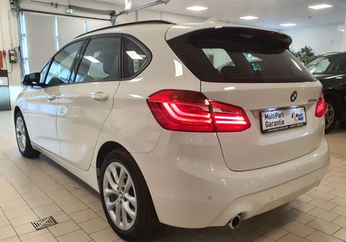 BMW 225, 2021
