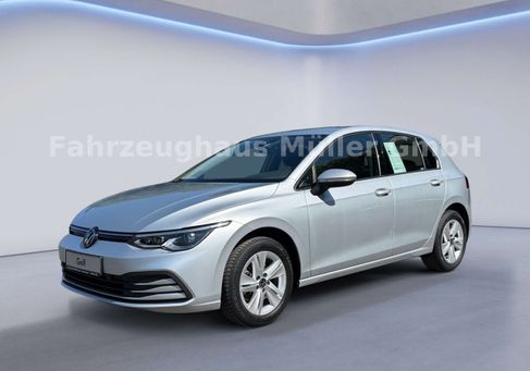 Volkswagen Golf, 2023