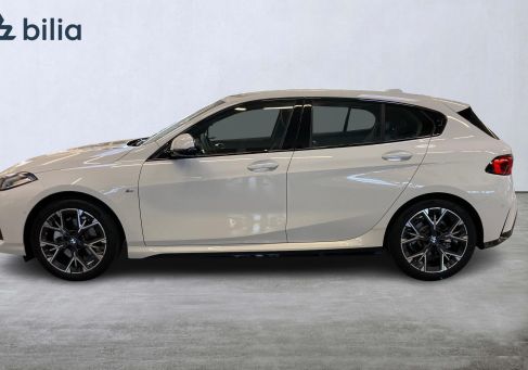 BMW 120, 2025
