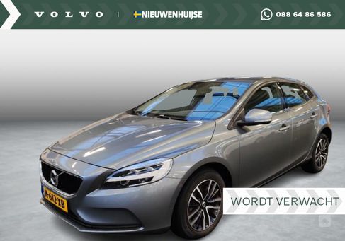 Volvo V40, 2020