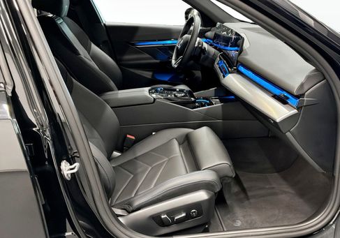 BMW 530, 2026 3