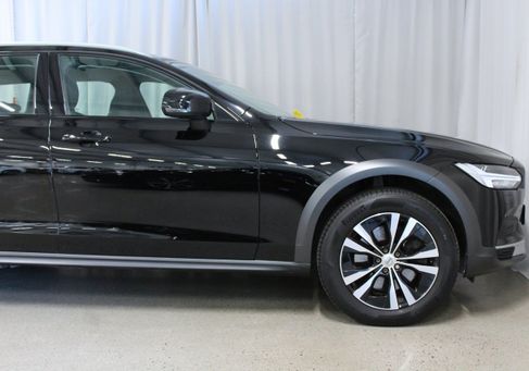 Volvo V90 Cross Country, 2022