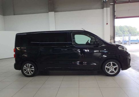 Peugeot Traveller, 2021