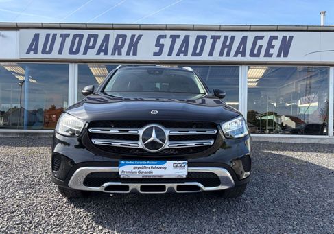 Mercedes-Benz GLC 200, 2022 3