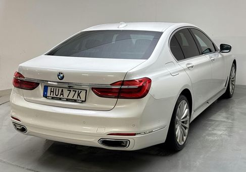 BMW 730, 2018