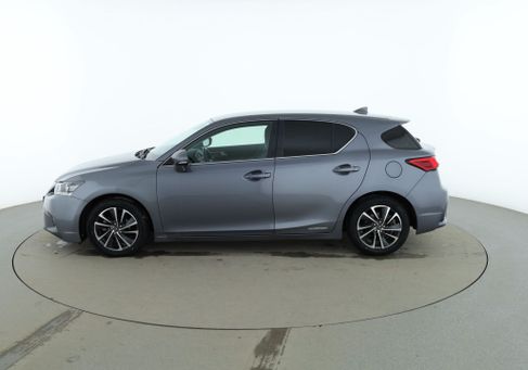 Lexus CT, 2018