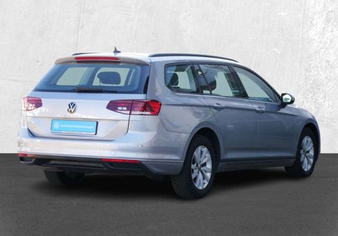 Volkswagen Passat Variant, 2023 3