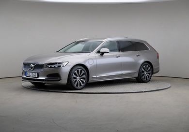 Volvo V90, 2022