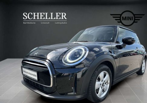 MINI ONE, 2022