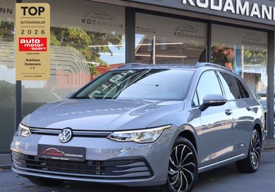 Volkswagen Golf, 2022