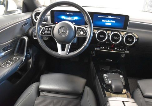 Mercedes-Benz CLA 220, 2020