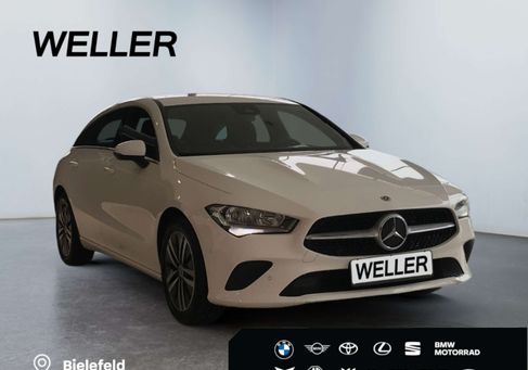 Mercedes-Benz CLA 200, 2022