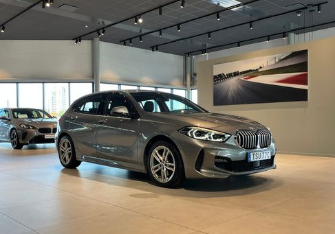 BMW 118, 2023