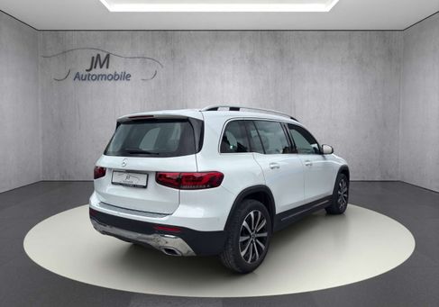 Mercedes-Benz GLB 250, 2022
