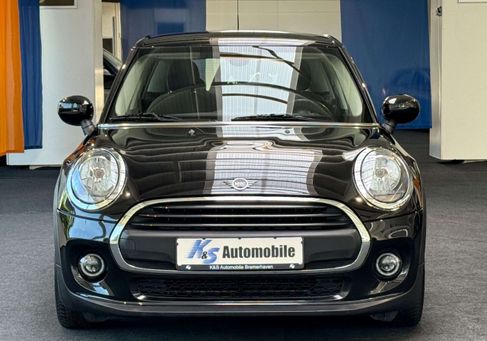 MINI ONE, 2019