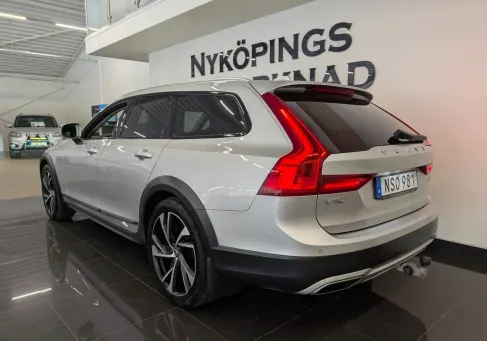 Volvo V90 Cross Country, 2019