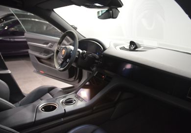 Porsche Taycan, 2025