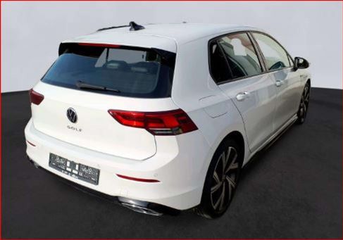 Volkswagen Golf, 2024 2