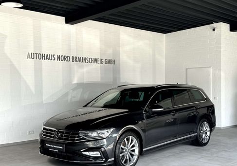 Volkswagen Passat, 2022