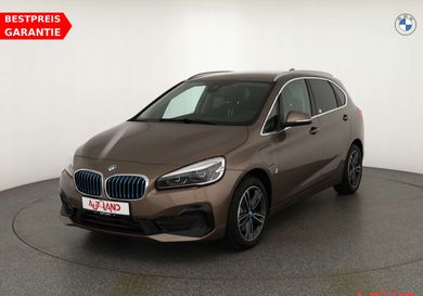 BMW 225, 2018