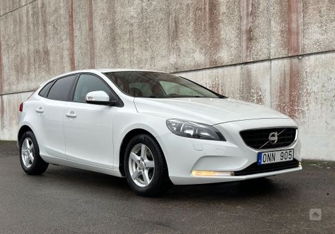 Volvo V40, 2013