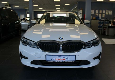 BMW 320, 2022