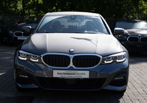 BMW 320, 2021