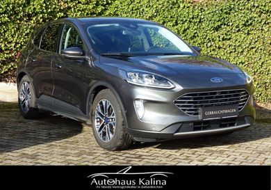 Ford Kuga, 2020