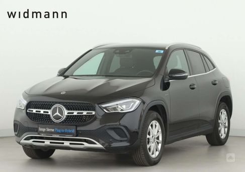 Mercedes-Benz GLA 250, 2020