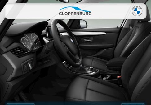 BMW 216, 2021