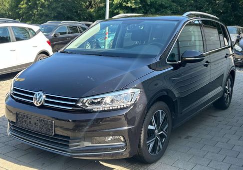 Volkswagen Touran, 2020 3