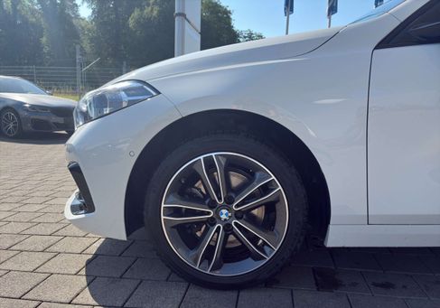BMW 116, 2024