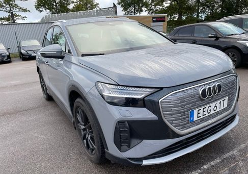 Audi Q4, 2023 3