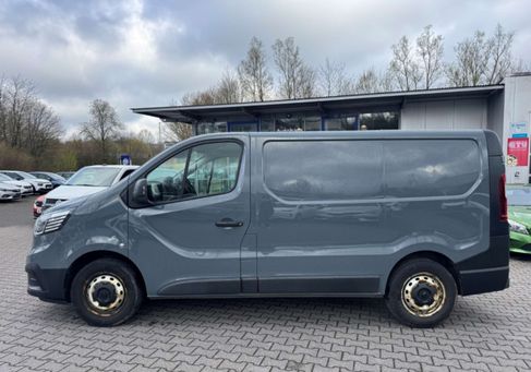 Renault Trafic, 2022 3