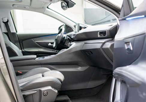 Peugeot 3008, 2019