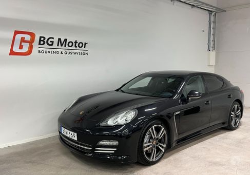 Porsche Panamera, 2013