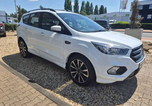 Ford Kuga, 2019