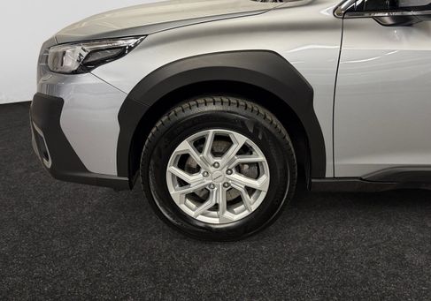 Subaru OUTBACK, 2025