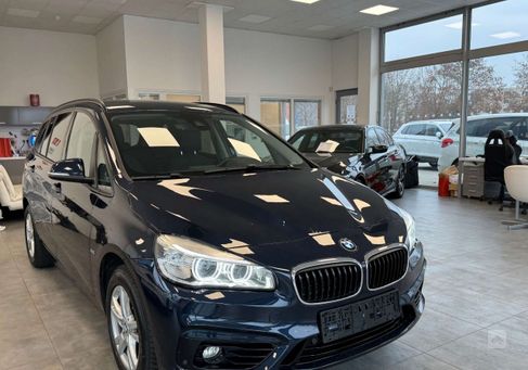 BMW 218, 2018