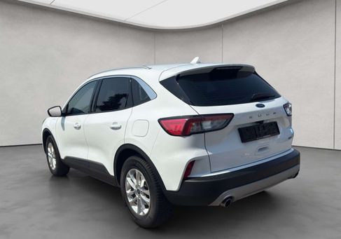Ford Kuga, 2022
