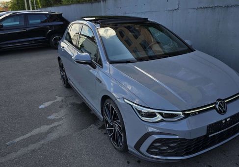Volkswagen Golf, 2023 2