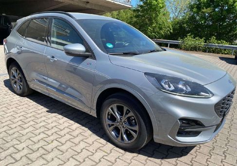 Ford Kuga, 2022