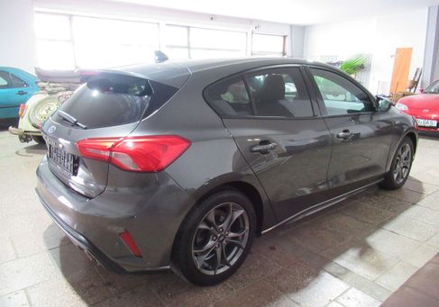 Ford Focus, 2022