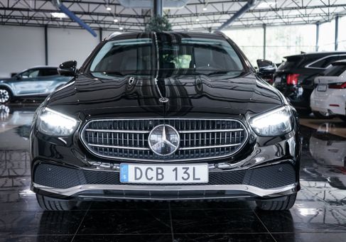 Mercedes-Benz E 300, 2023 2