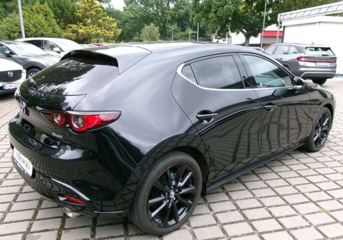 Mazda 3, 2025