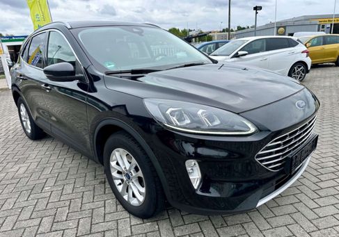 Ford Kuga, 2020 3